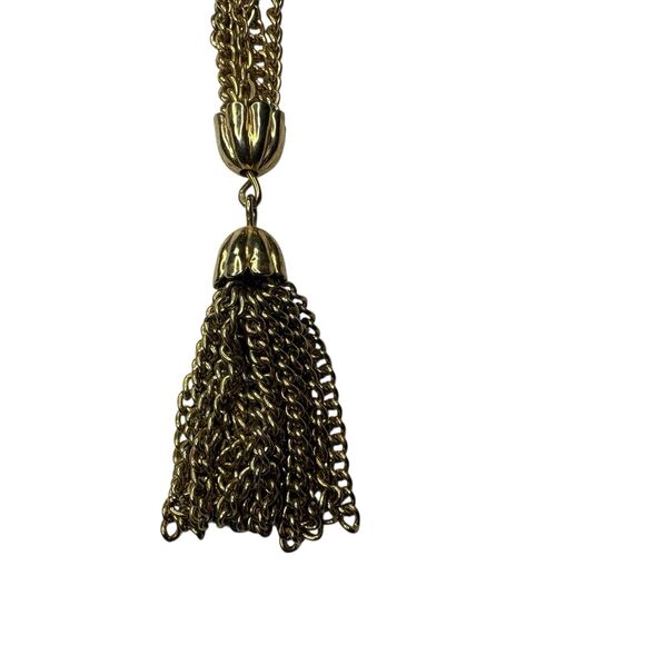 Vintage Gold-Tone Multi-Strand Tassel Chain Brooch Pin With Textured Detailing - Picture 2 of 4